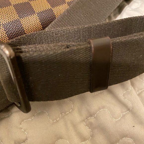 Authentic Louis Vuitton Damier Ebene Messenger bag - Picture 9 of 12